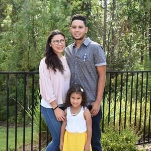 Meet your Posher, Claudia